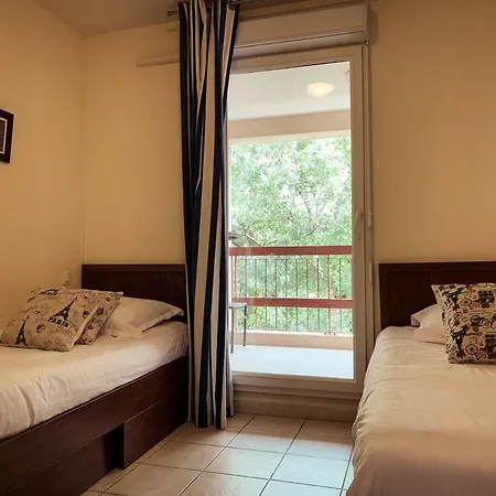Du Lac, Apartment Mandelieu